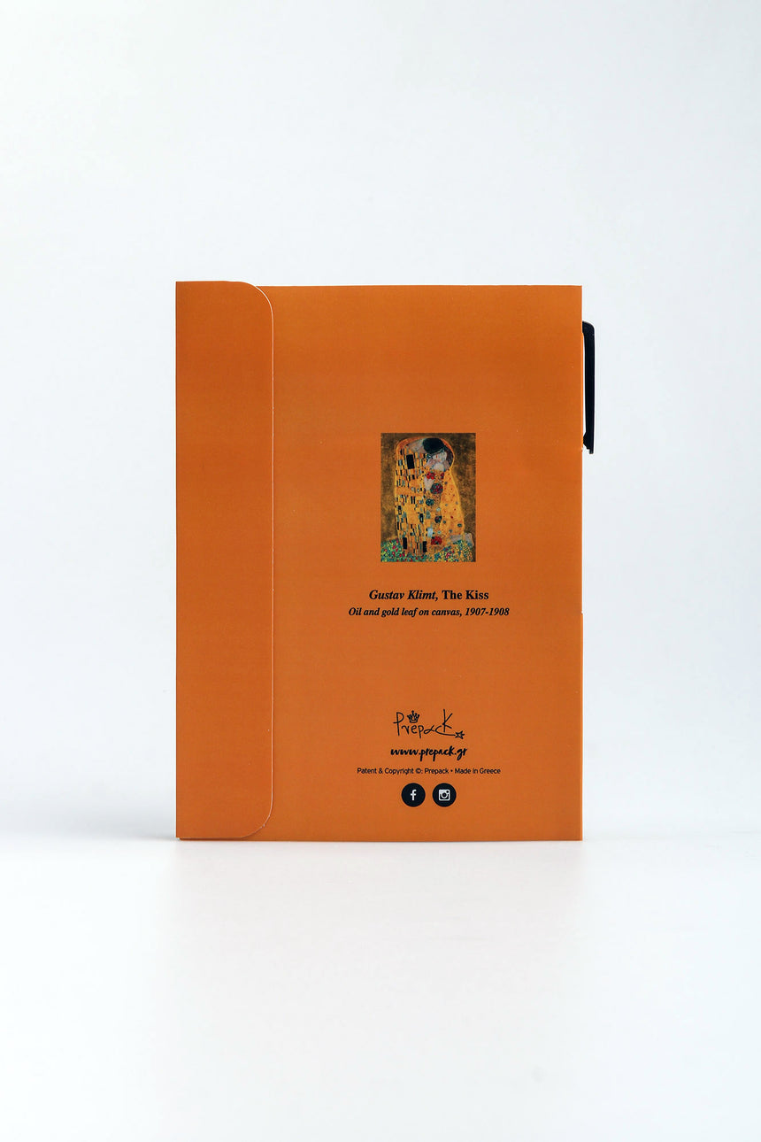 The Kiss Klimt pen magnetic notebook